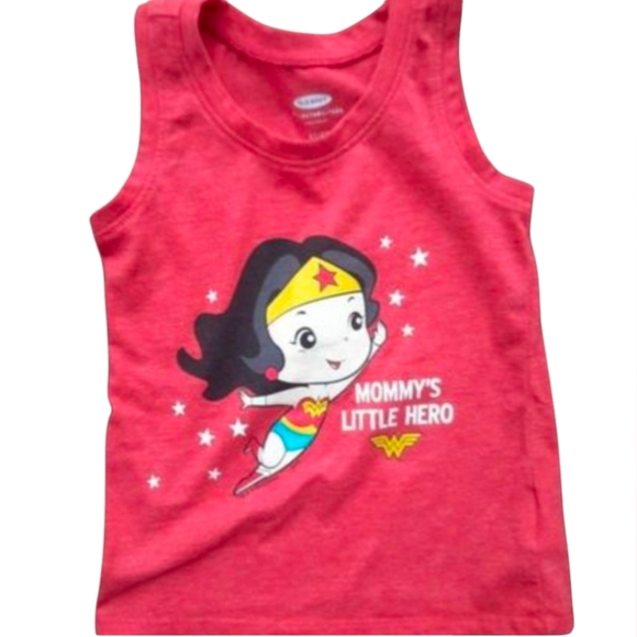 ๐10/20$ Wonder woman 2T top - Picture 1 of 3